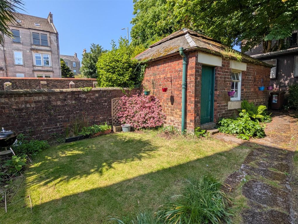 Additional image 20 of 4 bed flat for saleArdgowan Square, Greenock PA16
