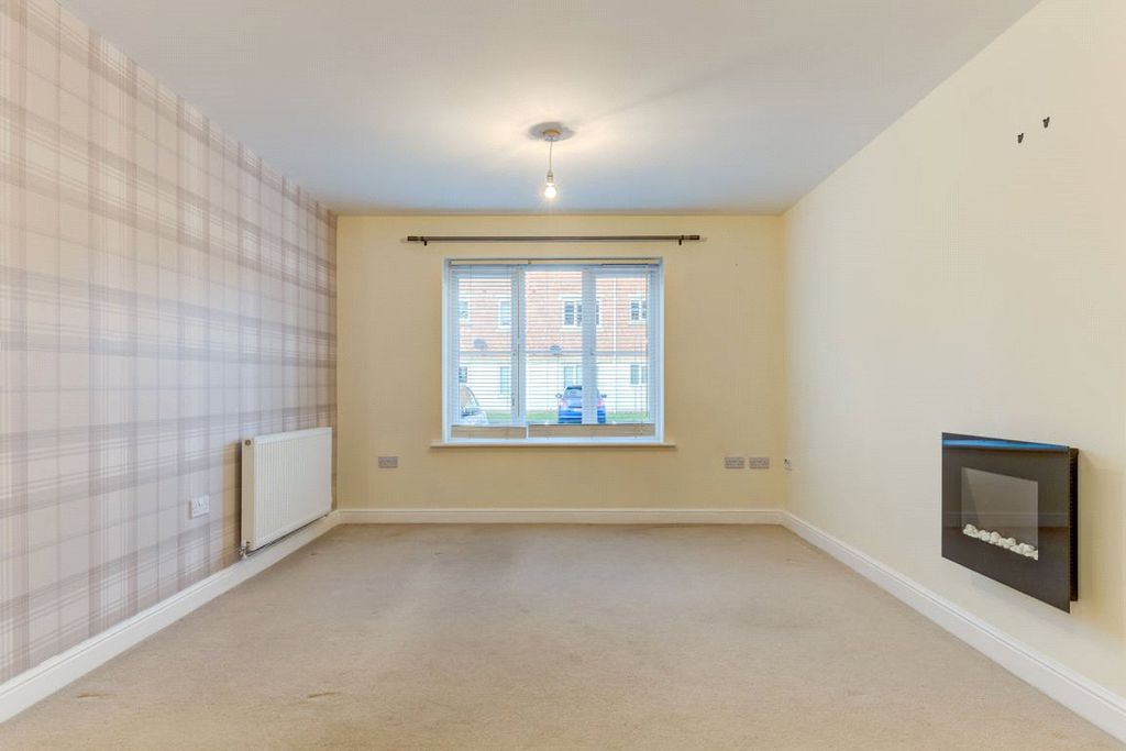 Property photo 3 of 6 Lounge/Diner