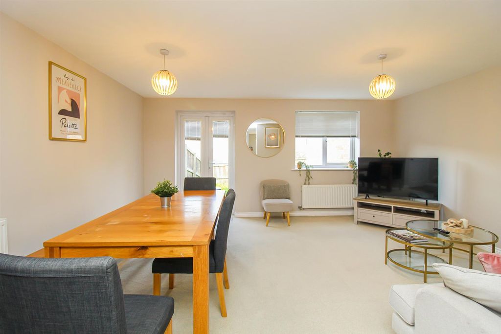 Property photo 3 of 15 Family Room
