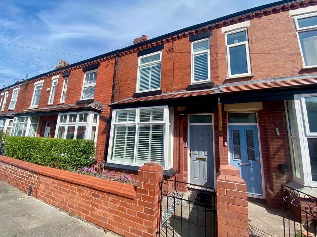 Property photo 1 of 17