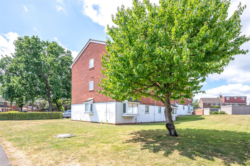 Property photo 1 of 10 External