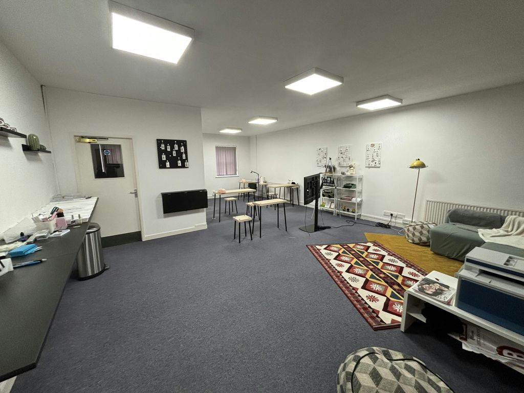 Property photo 2 of 5 Img_00921.Jpg