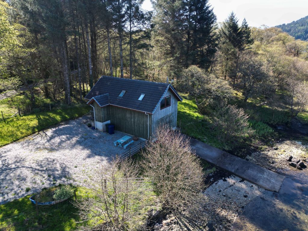Property photo 1 of 21