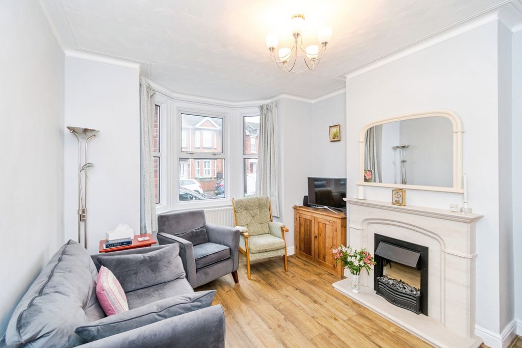 Property photo 2 of 20 Pbox-Img.Jpg