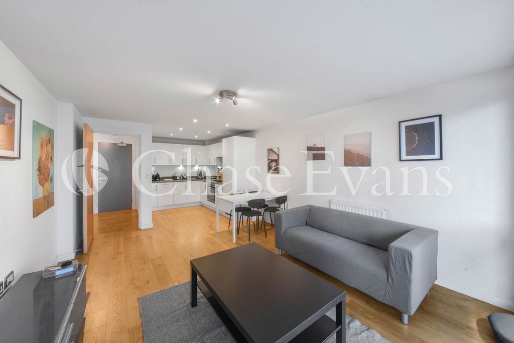 Property photo 3 of 15 Living Area