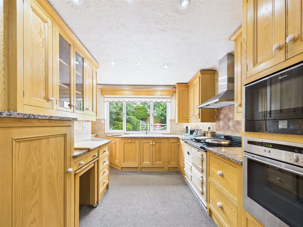 Property photo 3 of 22 Kitchen