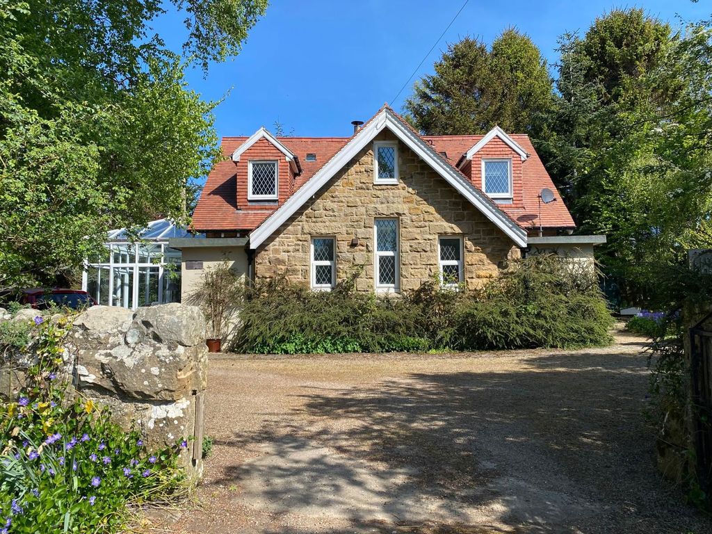 Property photo 1 of 28
