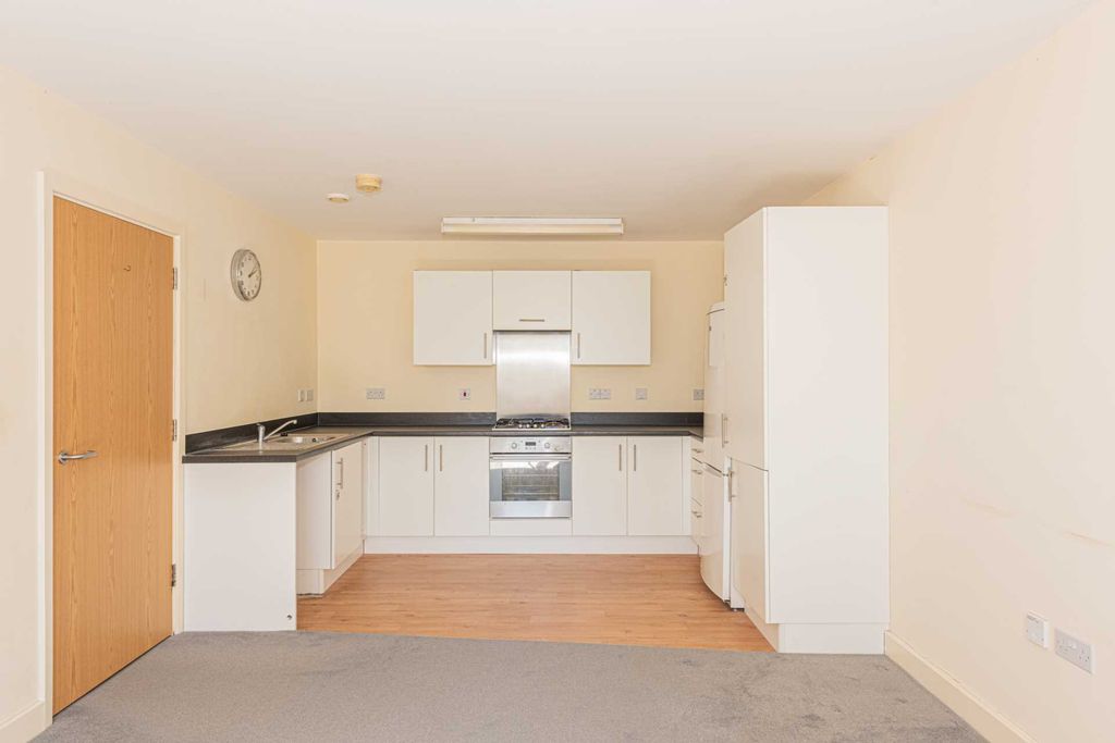 Property photo 3 of 7