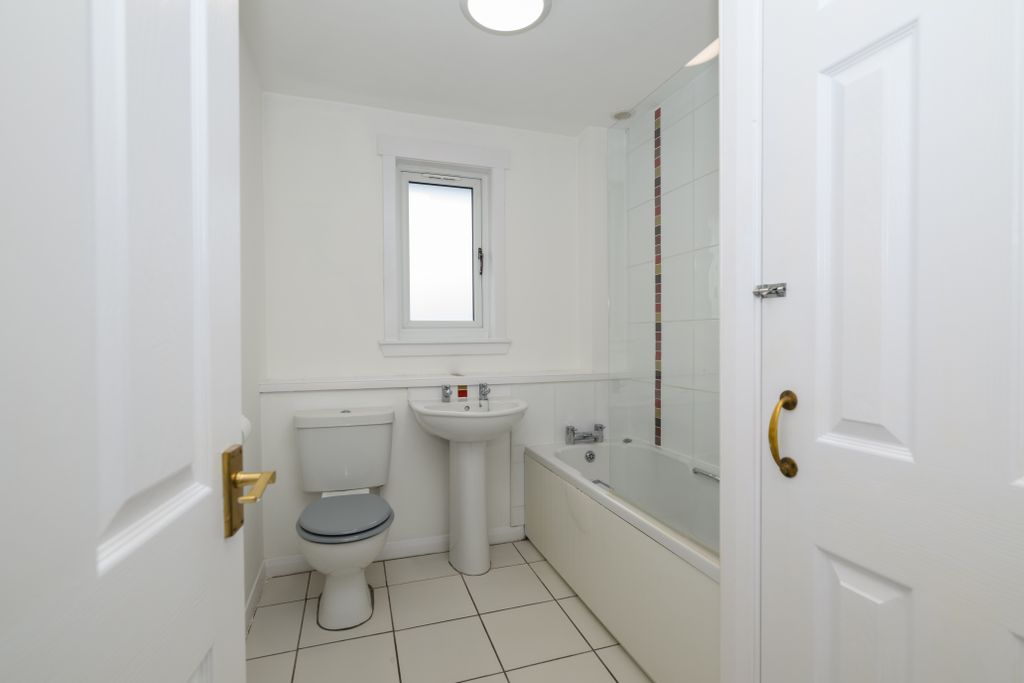 Additional image 7 of 2 bed flat to rentHarbour Road, Tayport DD6