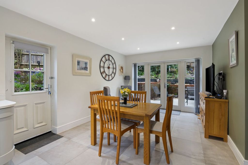 Additional image 10 of 4 bed detached house for saleTanners Reach, Petersfield, Hampshire GU32