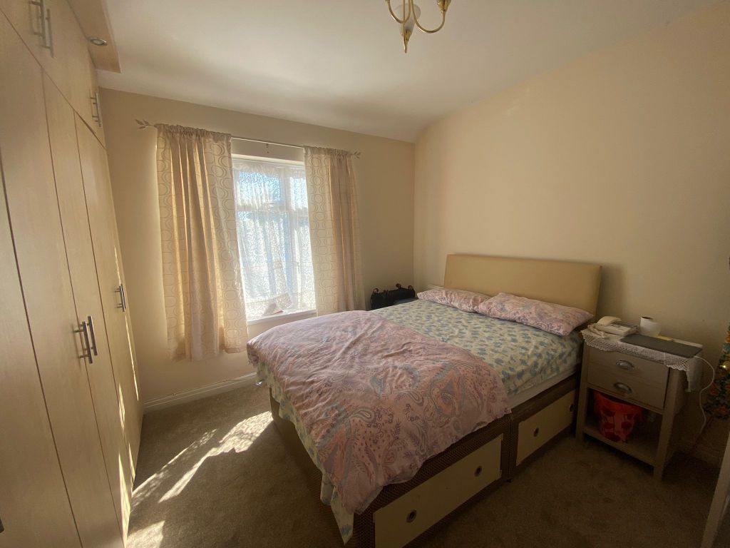 Property photo 1 of 3