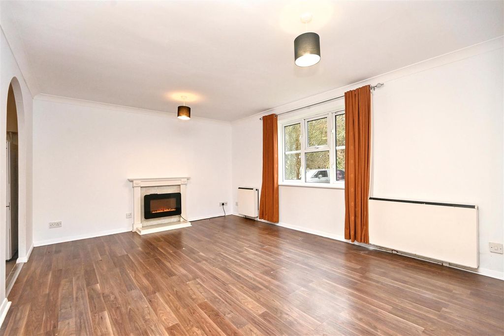 Property photo 2 of 10 Dsc_5902.Jpg