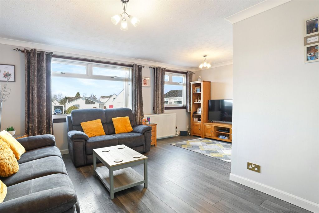 Property photo 2 of 15 Living Room