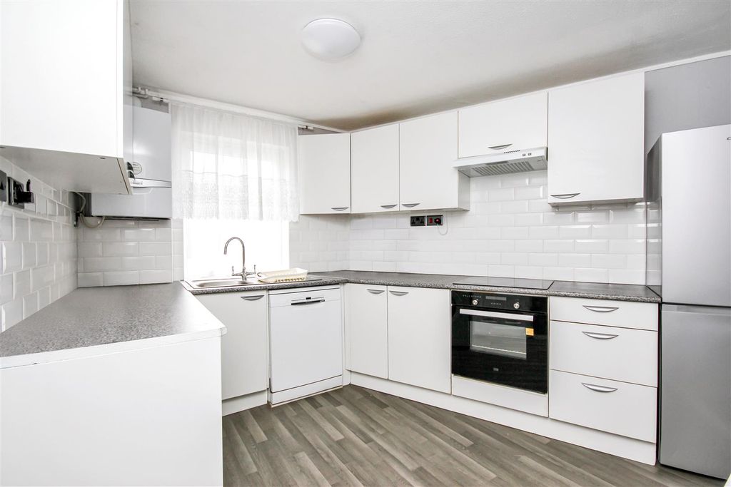 Property photo 2 of 13 Kitchen 1.Jpg