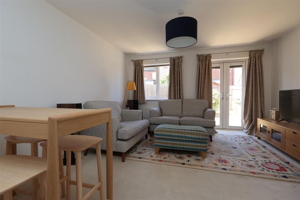 Property photo 2 of 14 Img_0341.Jpg