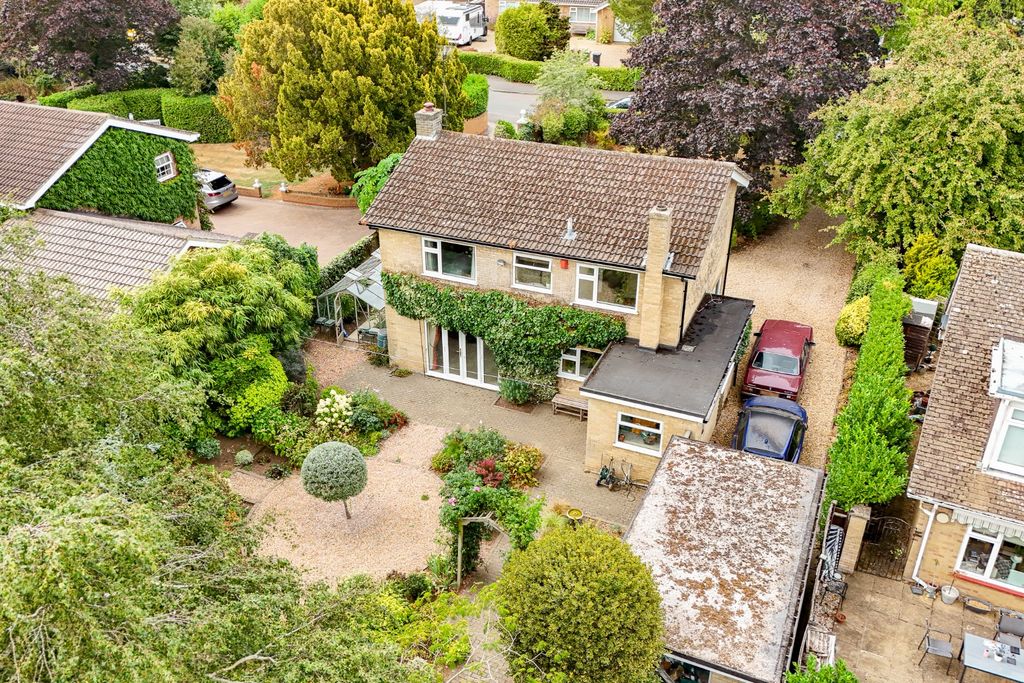 Property photo 2 of 36 5361873