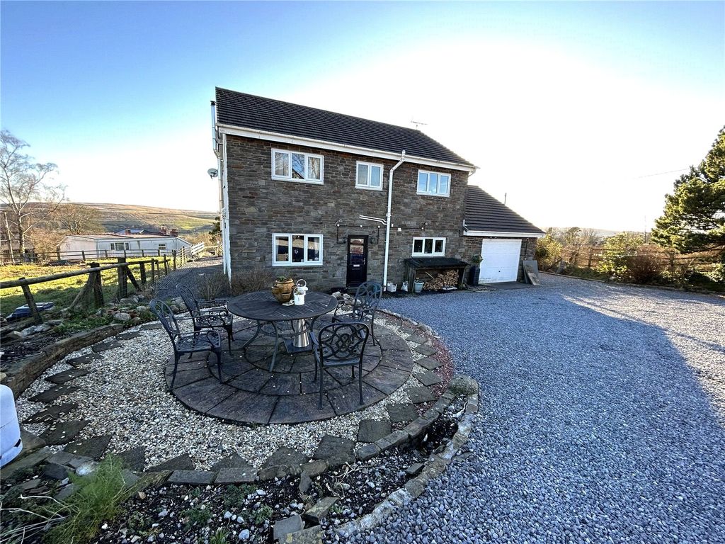 Property photo 1 of 25 Picture No. 30