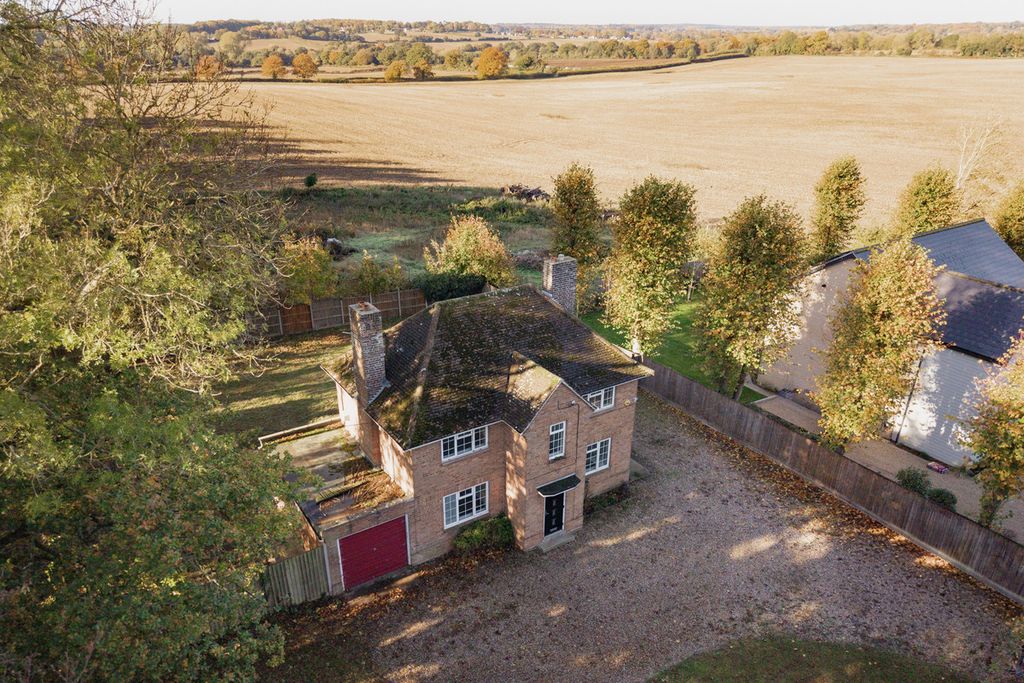 Property photo 3 of 20