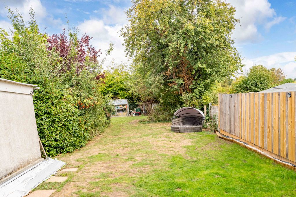 Property photo 2 of 16