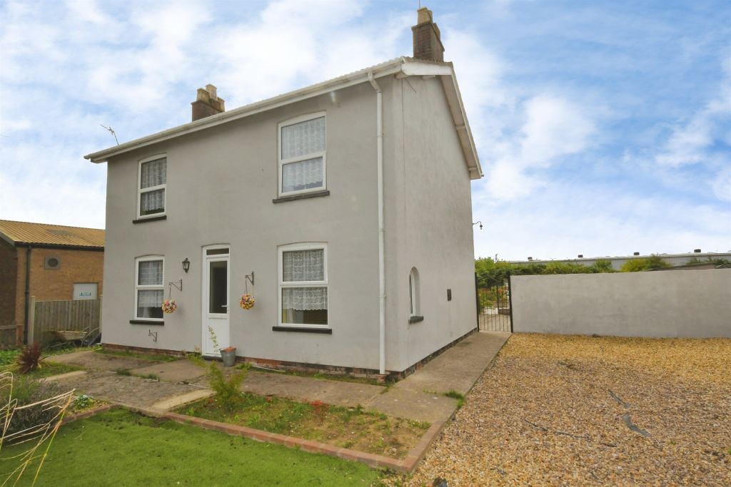 Property photo 2 of 19
