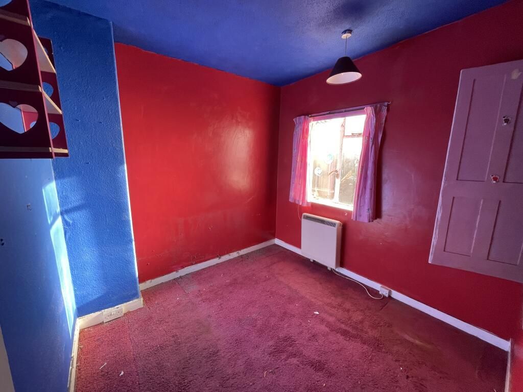 Property photo 3 of 8 67475_202512011331Sq_l3wc_Img_12_0000.Jpeg