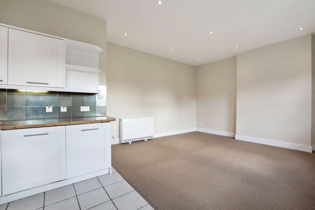 Property photo 3 of 9 Picture No. 08