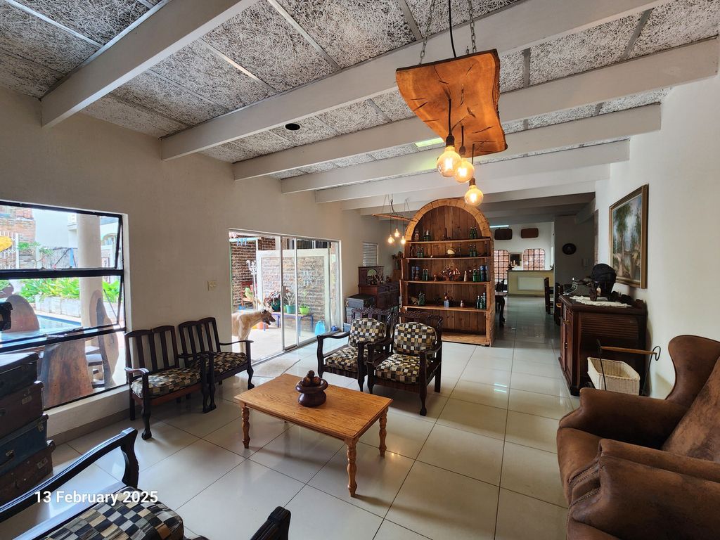 Property photo 1 of 48
