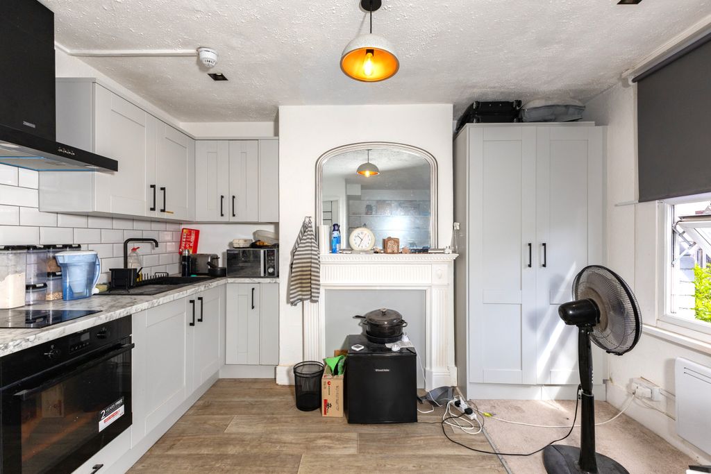 Property photo 3 of 7 1.9R3A8344