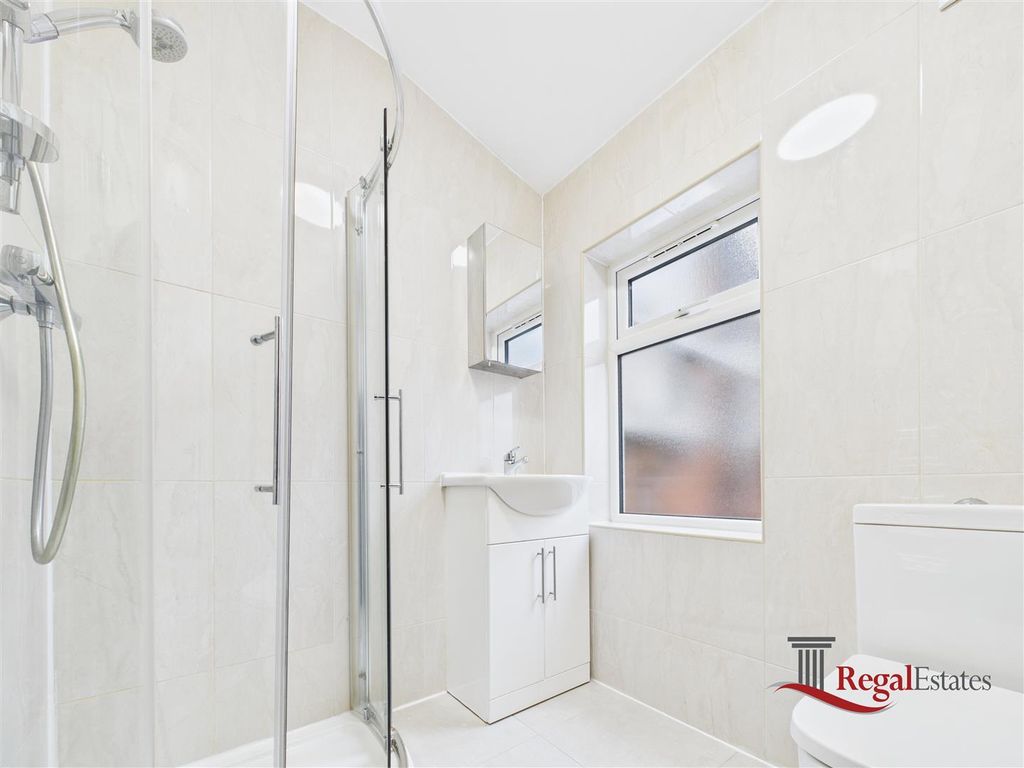 Property photo 3 of 7 Cam02489G0-Pr0236-Still003.Jpg