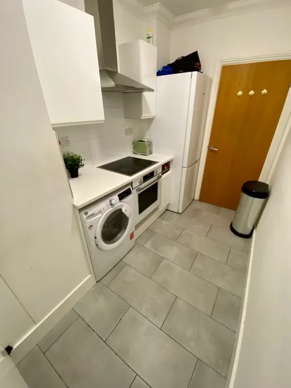 Property photo 3 of 4