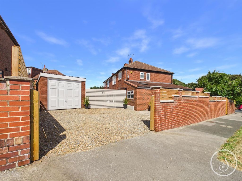 Property photo 1 of 29
