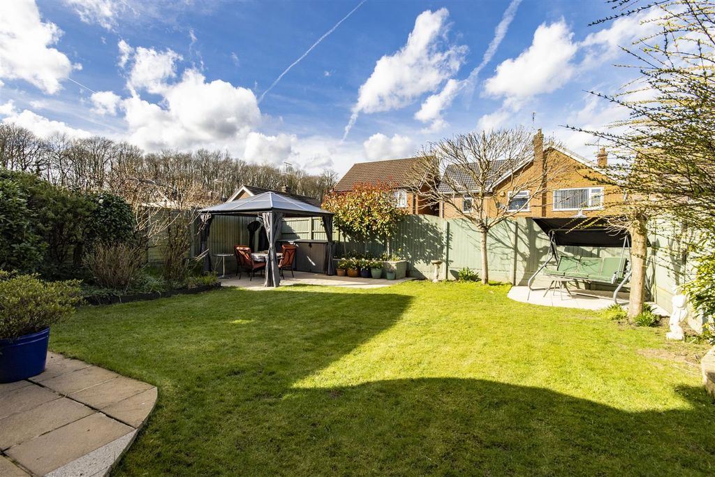 Property photo 3 of 17 Rear Garden