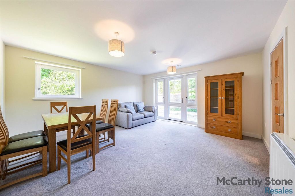 Property photo 2 of 19 6_Riverwood_101_Craigdhu_G62_Helenedmundphotograph
