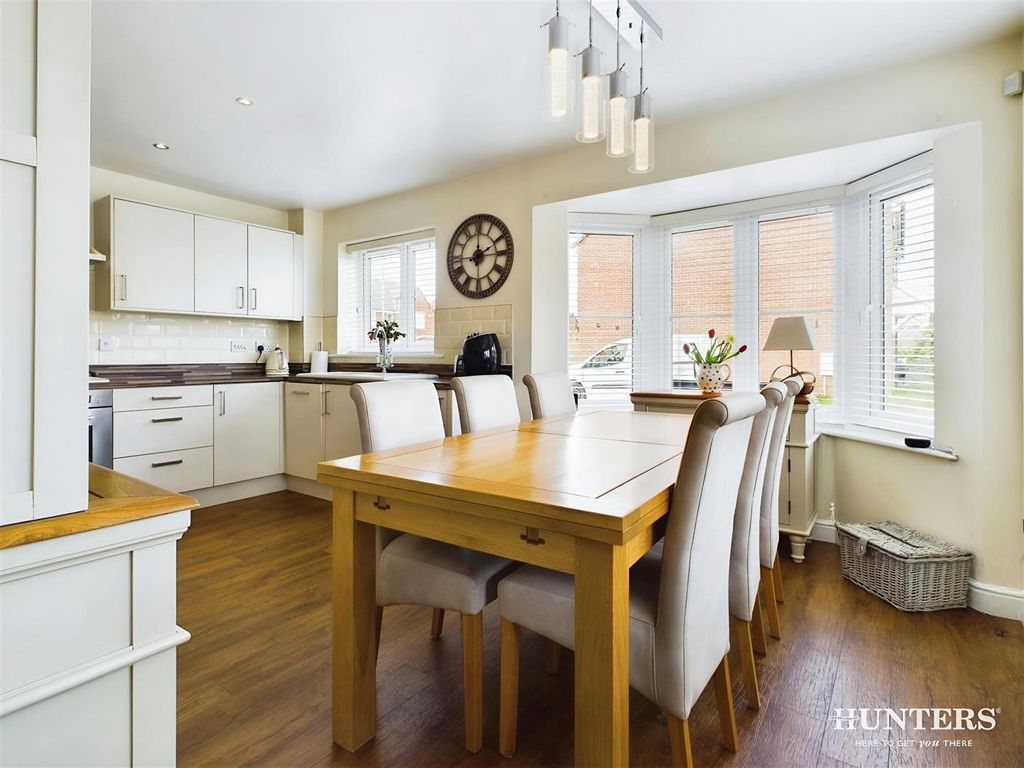 Property photo 2 of 29 Editedimage-B5882Bea-2c45-4d75-A1Ca-ce207Ca5d649 2