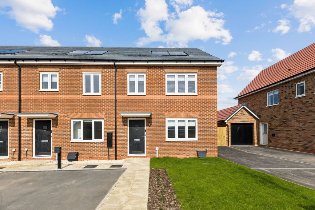 Property photo 2 of 7 Photo