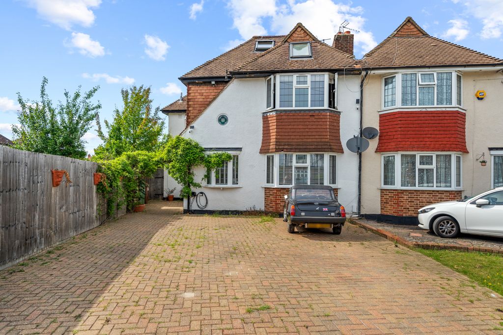 Property photo 1 of 38