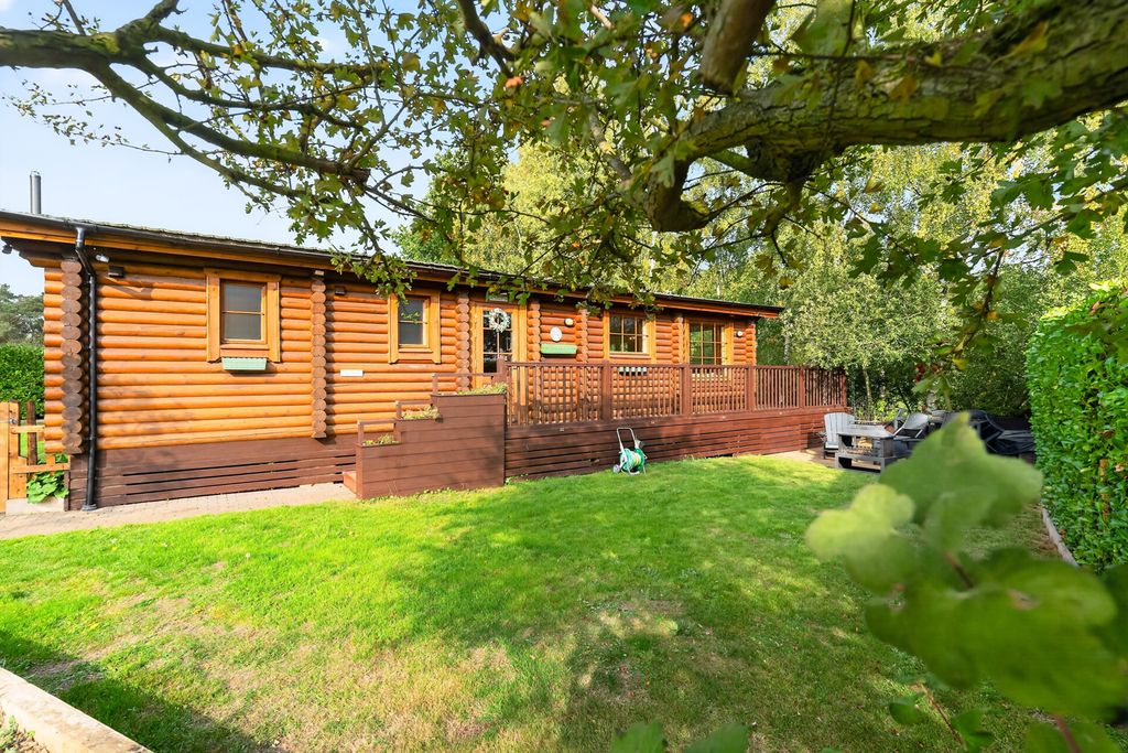 Property photo 1 of 23 Pbox-Img.Jpg