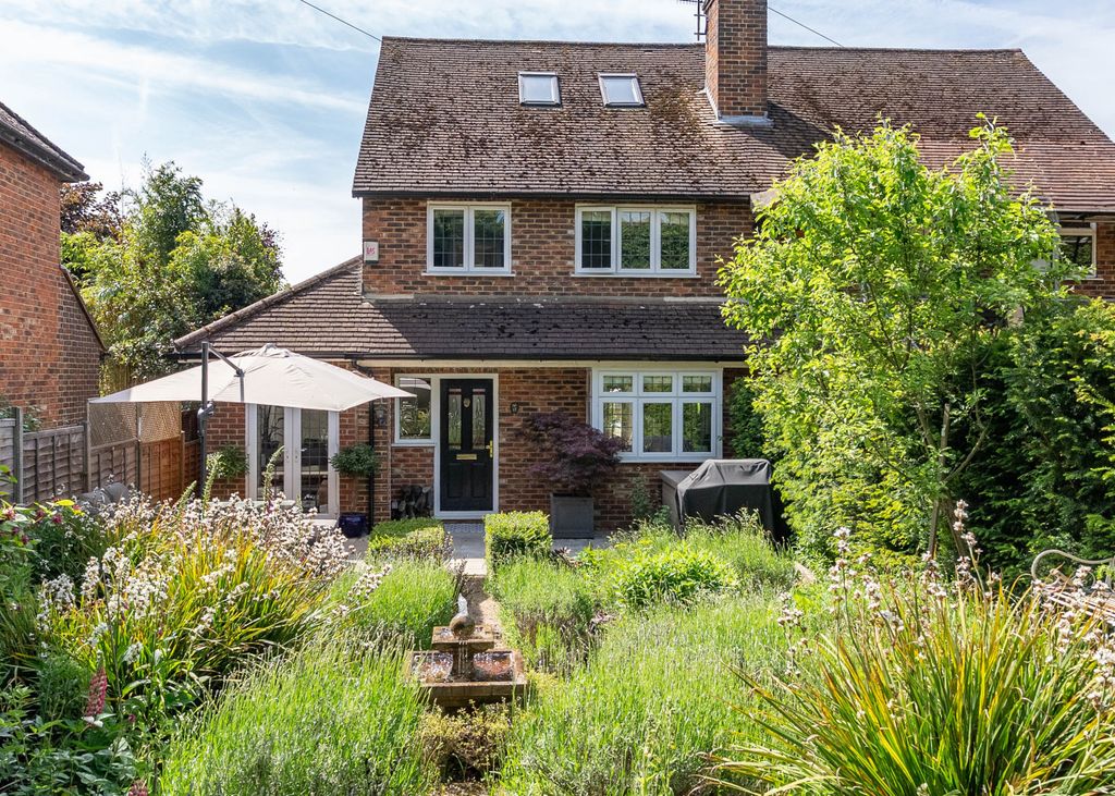 Property photo 1 of 14 New Back