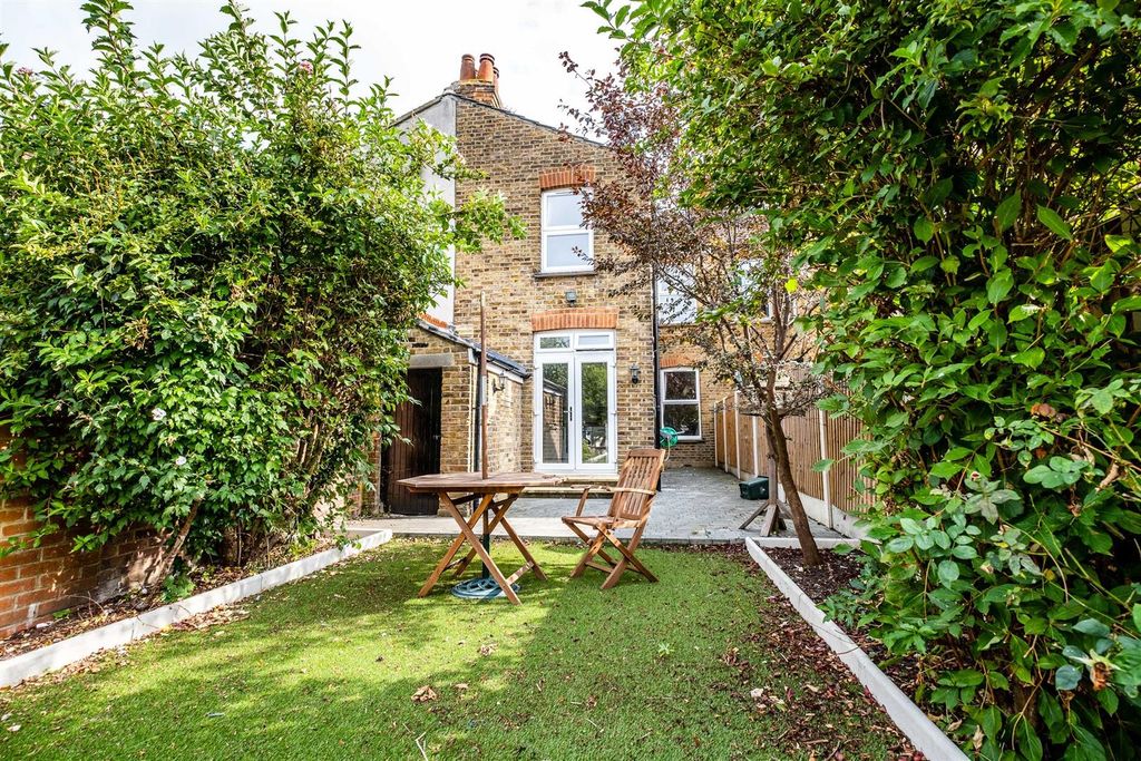 Property photo 3 of 15 Property Photo