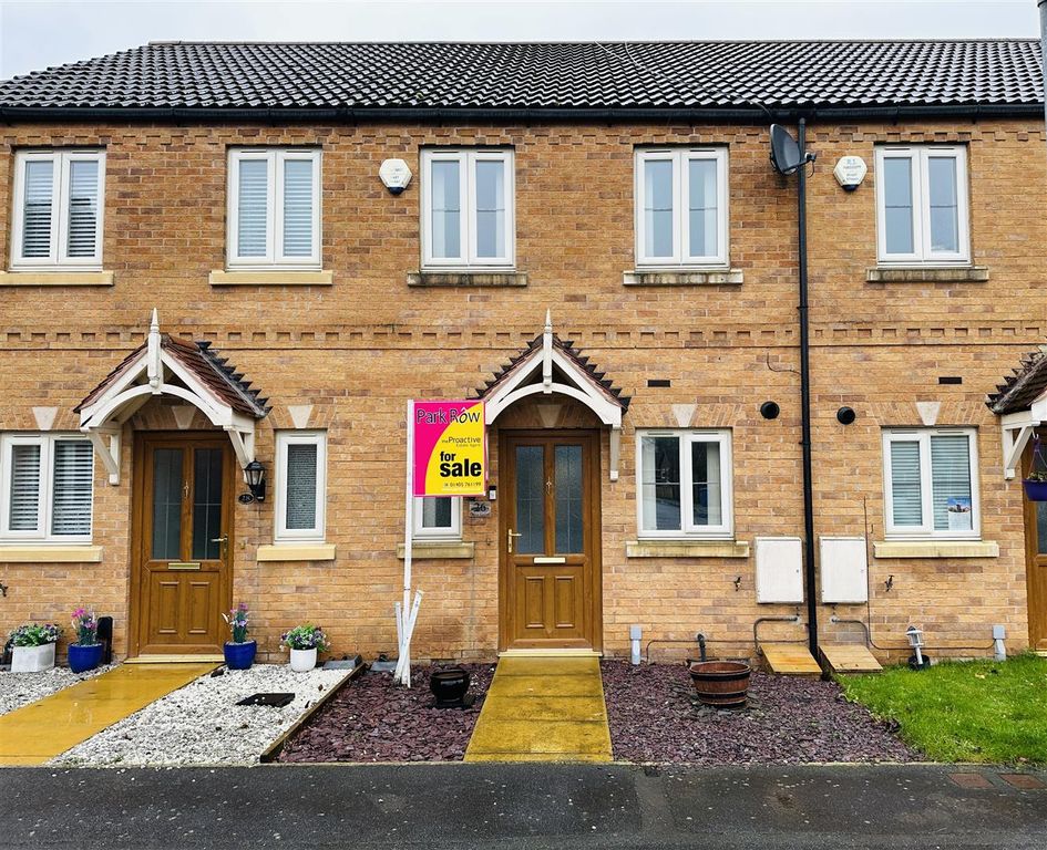 Property photo 1 of 14 Front