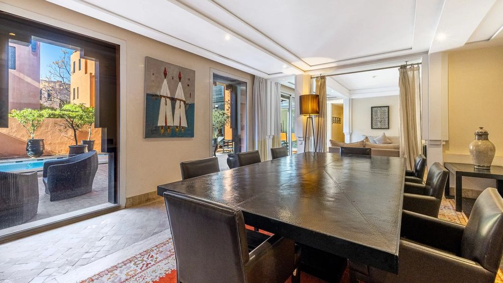 Property photo 3 of 28