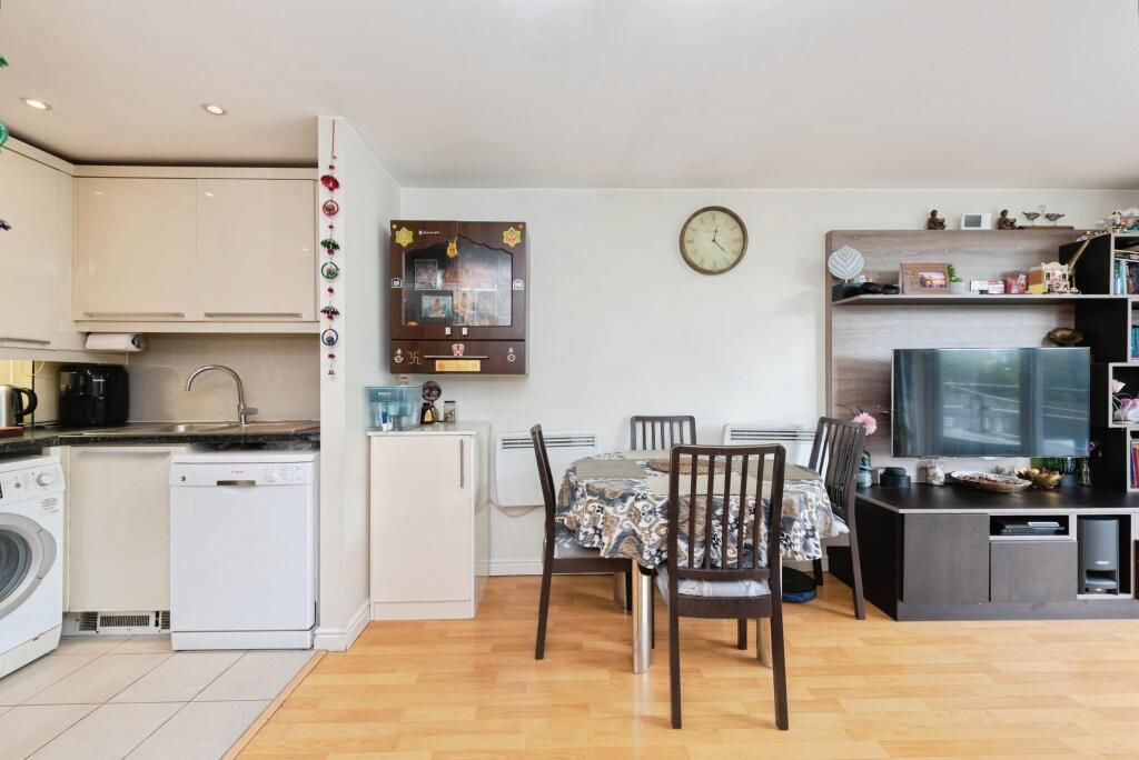 Property photo 2 of 11 Berberis House Open Plan