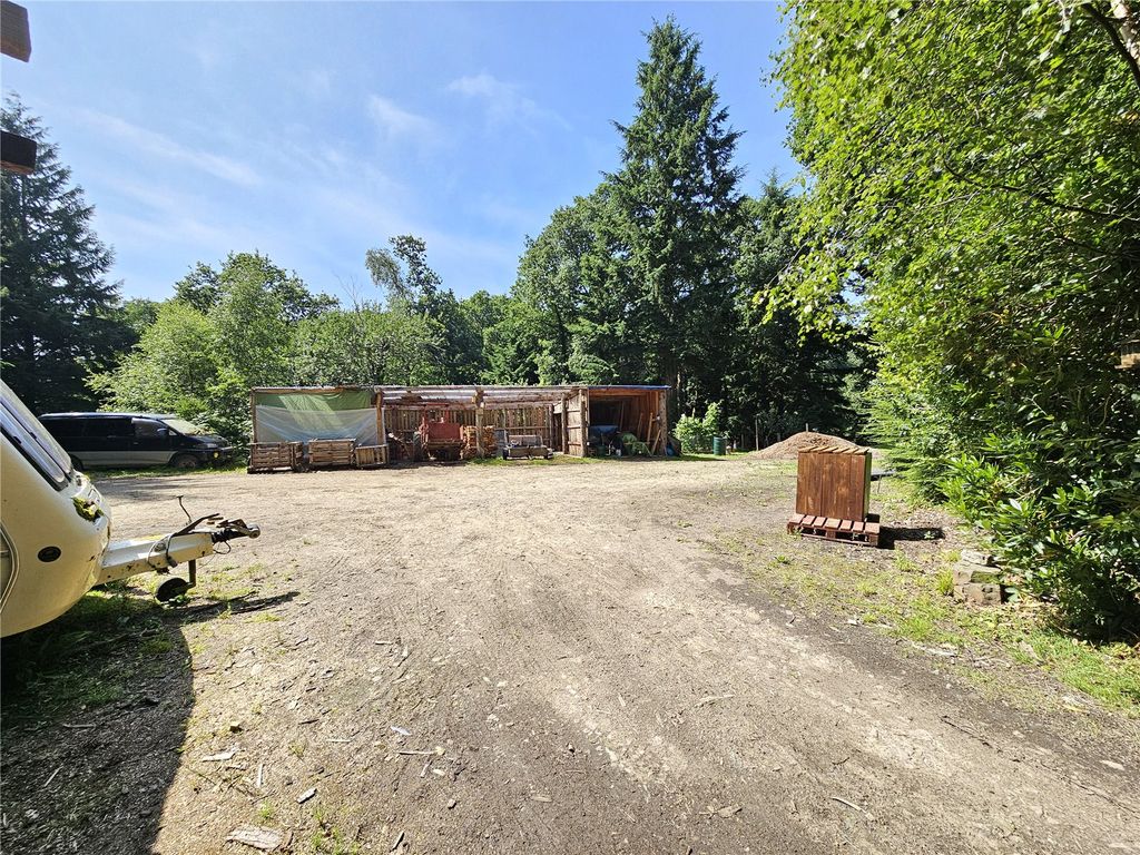 Property photo 2 of 24 Picture No. 25