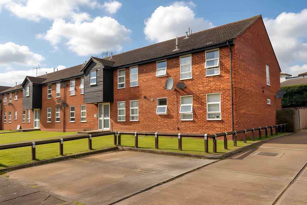 Property photo 1 of 9