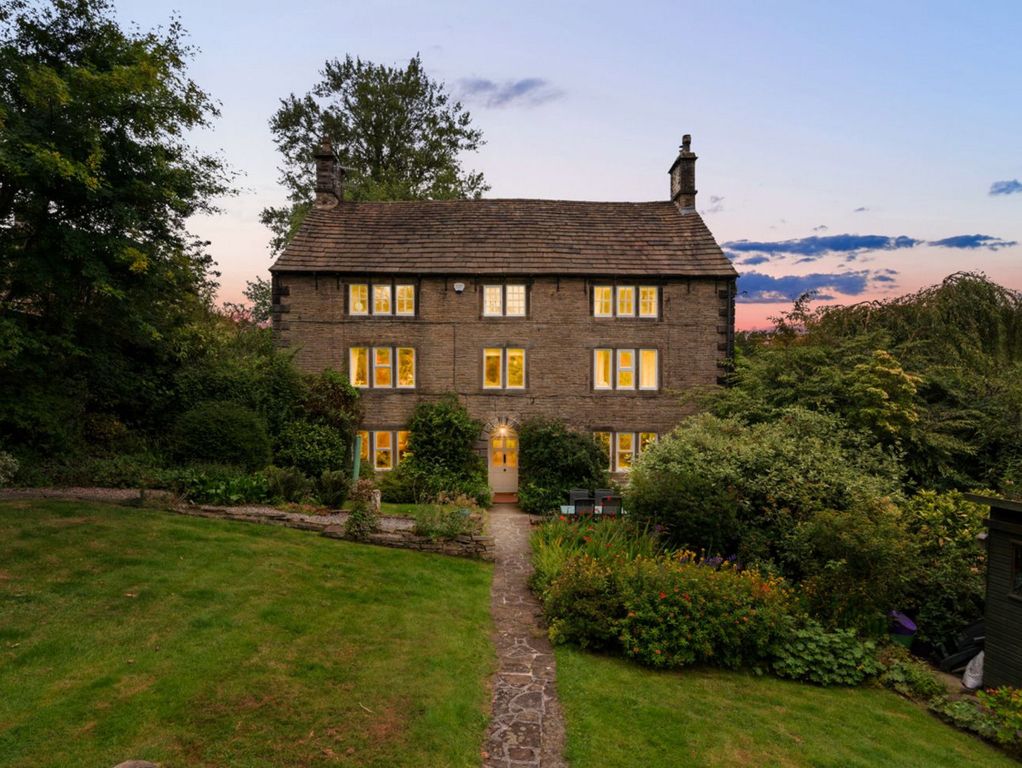 Property photo 1 of 46