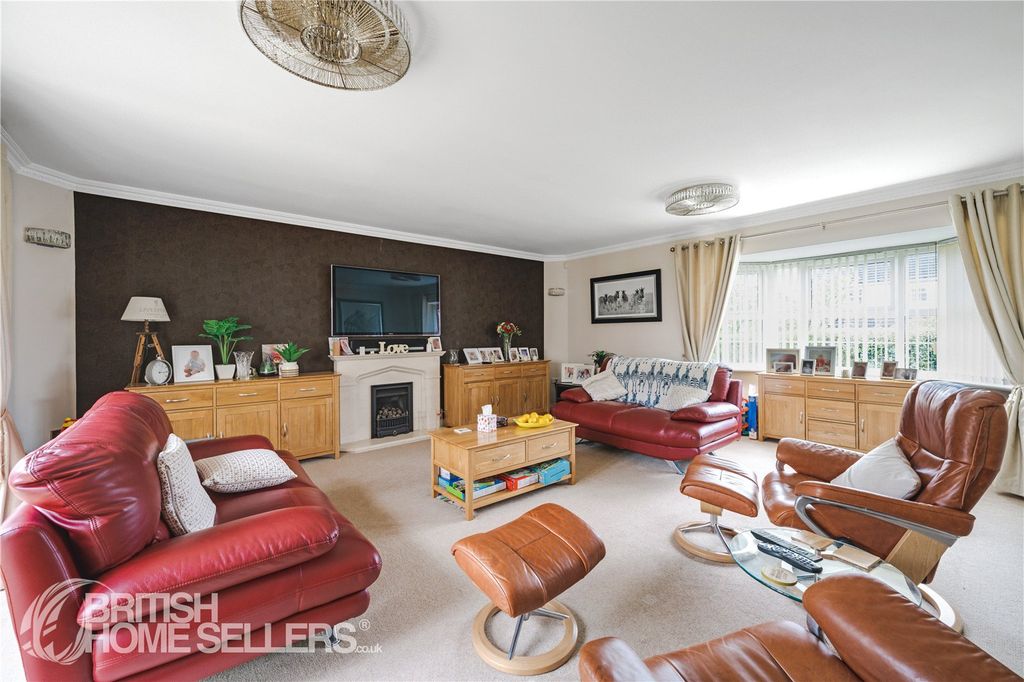 Property photo 3 of 14 Picture No. 05