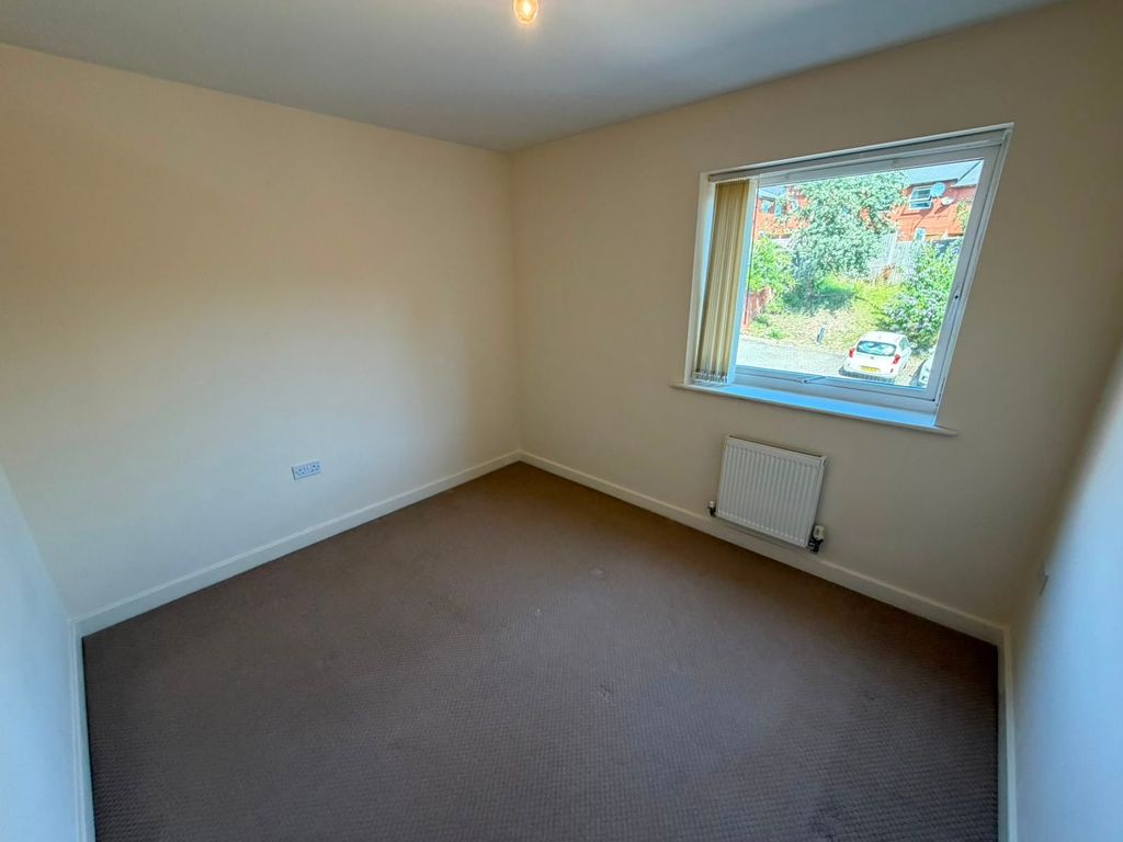 Property photo 3 of 6 Picture No. 06