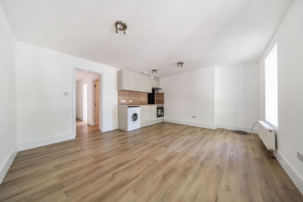 Property photo 1 of 11 369.Jpg