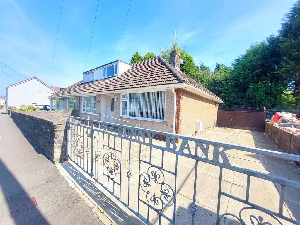 Property photo 1 of 24