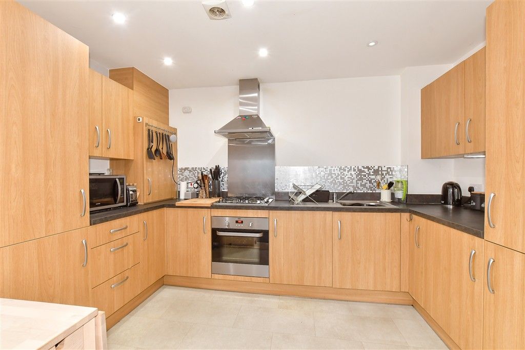 Property photo 2 of 10 Lounge/Kitchen/Diner